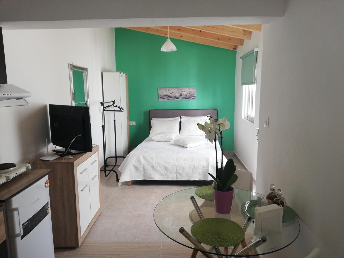 Small Studio With Yard La Canée Extérieur photo